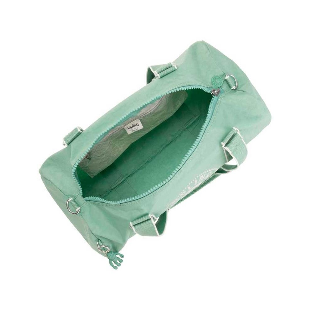 Практичные и стильные дорожные сумки Kipling
